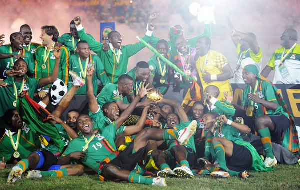 官方：深圳男篮与中锋阿尔法·卡巴签约，将身披27号球衣（深圳男篮官宣引进中锋阿尔法·卡巴，球衣号码为27号）