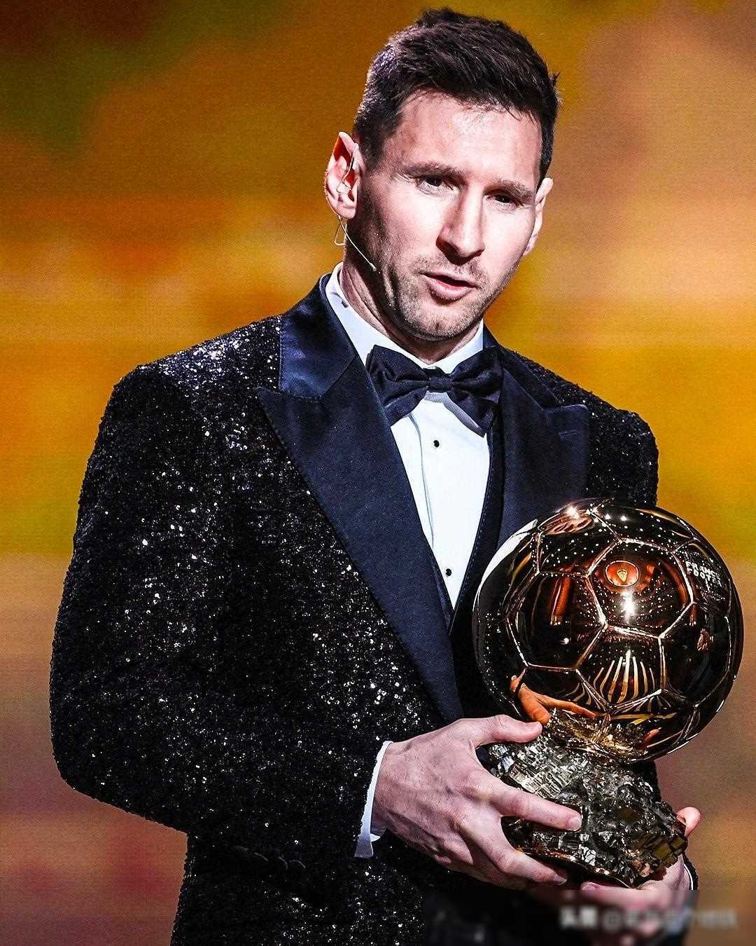 曼联球探部门两轮裁员至80人，调整人才发掘策略（曼联两轮精简球探团队至80人，重塑人才发掘策略）