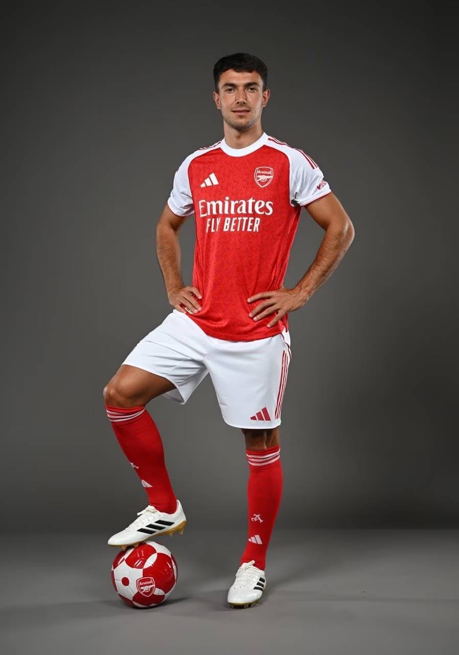 豫媒：河南队遗憾没能一“黑”到底，最大问题是战术选择失误（豫媒评河南队：黑马之势未能延续，关键败笔在战术决策）