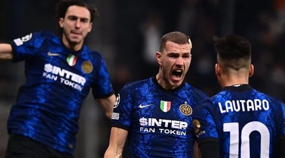 足球报：邵佳一有四大特质被认可，熟悉足协和国字号工作（足球报：邵佳一四项优势获肯定，深谙足协与国字号运作）