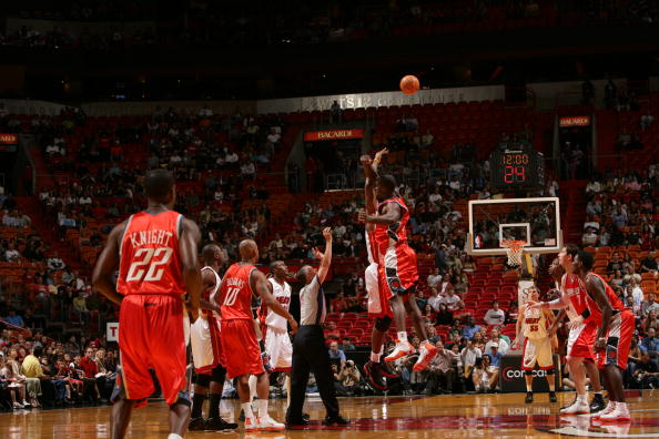 尤文2-0帕福斯，戴维破门+失良机，麦肯尼建功，伊尔迪兹助攻（尤文2-0帕福斯：戴维破门仍失良机，麦肯尼进球，伊尔迪兹送助攻）