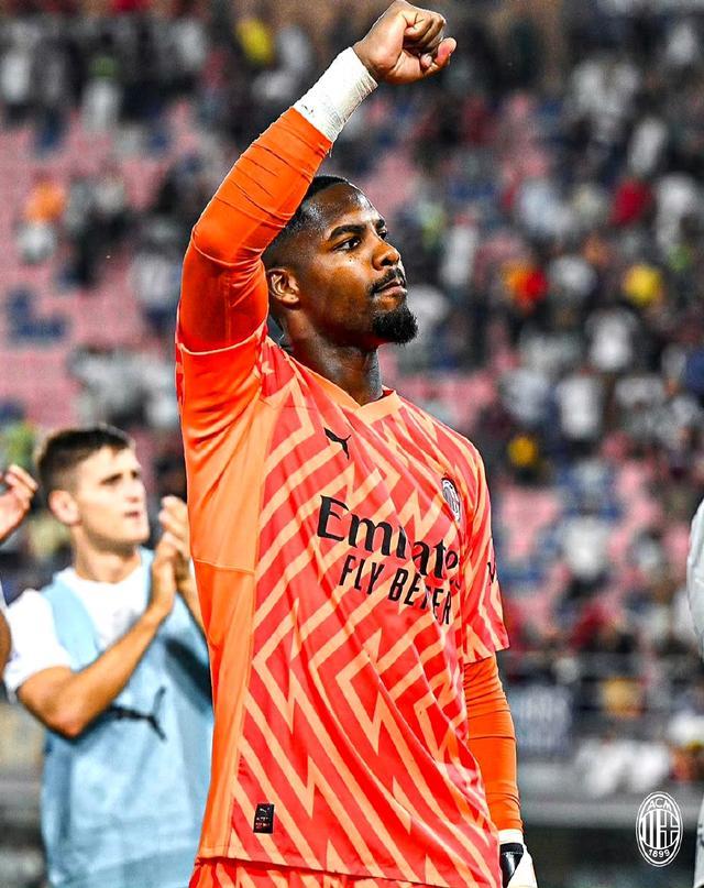 有些画面，会被历史记住（某些瞬间，注定载入史册）