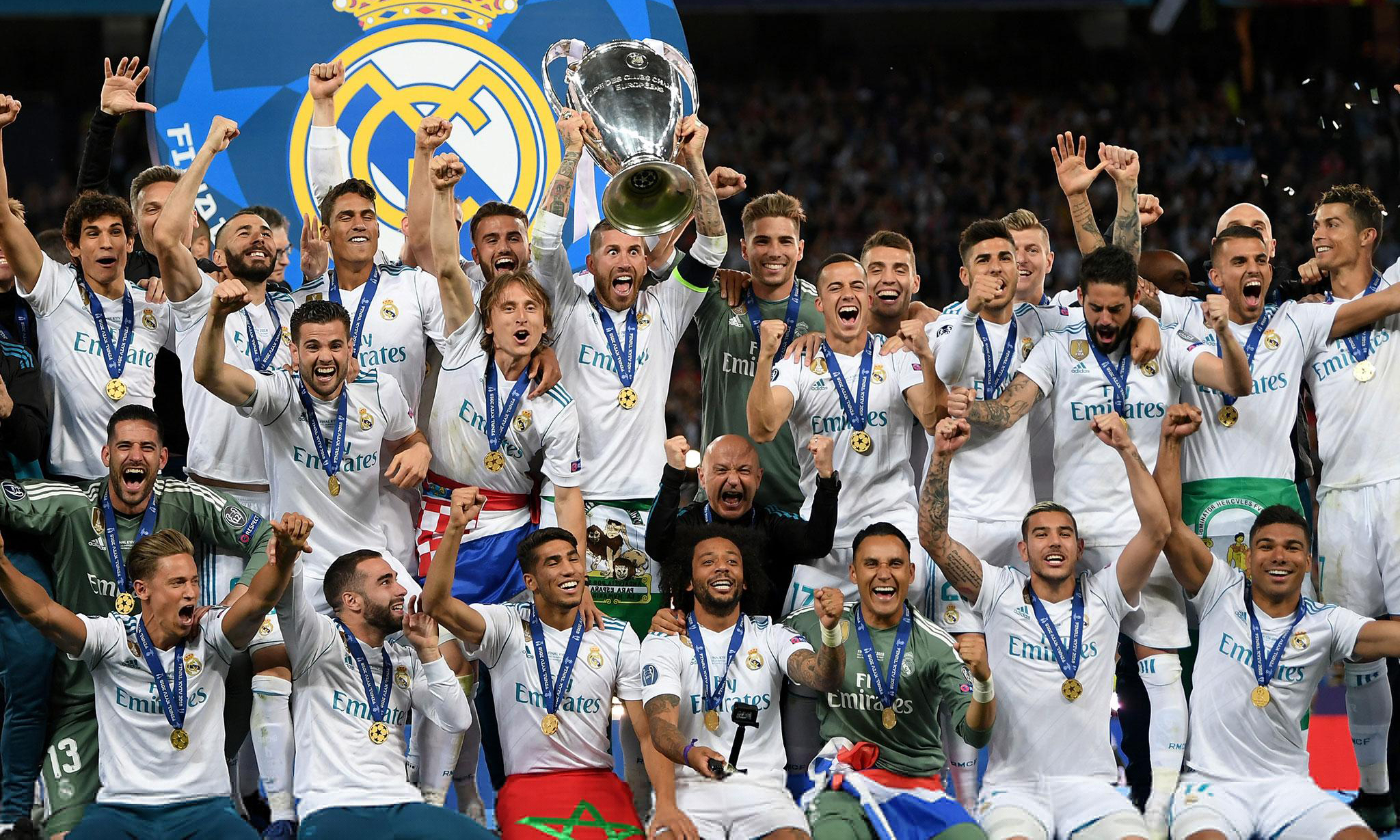 穆里尼奥：本菲卡没有姆巴佩、维尼修斯、亚马尔，我们只有团队（穆里尼奥：本菲卡没有姆巴佩、维尼修斯、亚马尔，我们依靠整体力量）