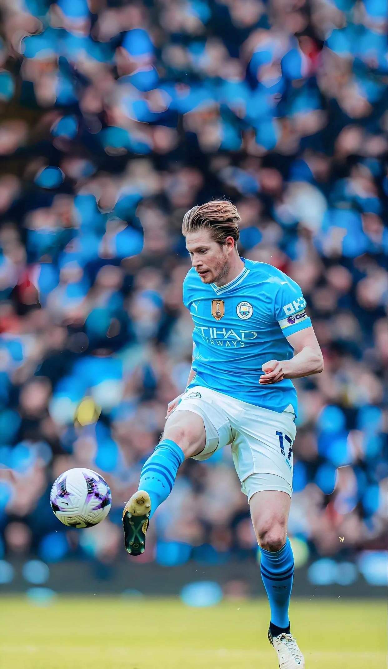 历史首位，前武汉女足外援特姆瓦连续两年获得美女职最佳球员（前武汉女足外援特姆瓦成历史首人，蝉联美职女足年度最佳球员）