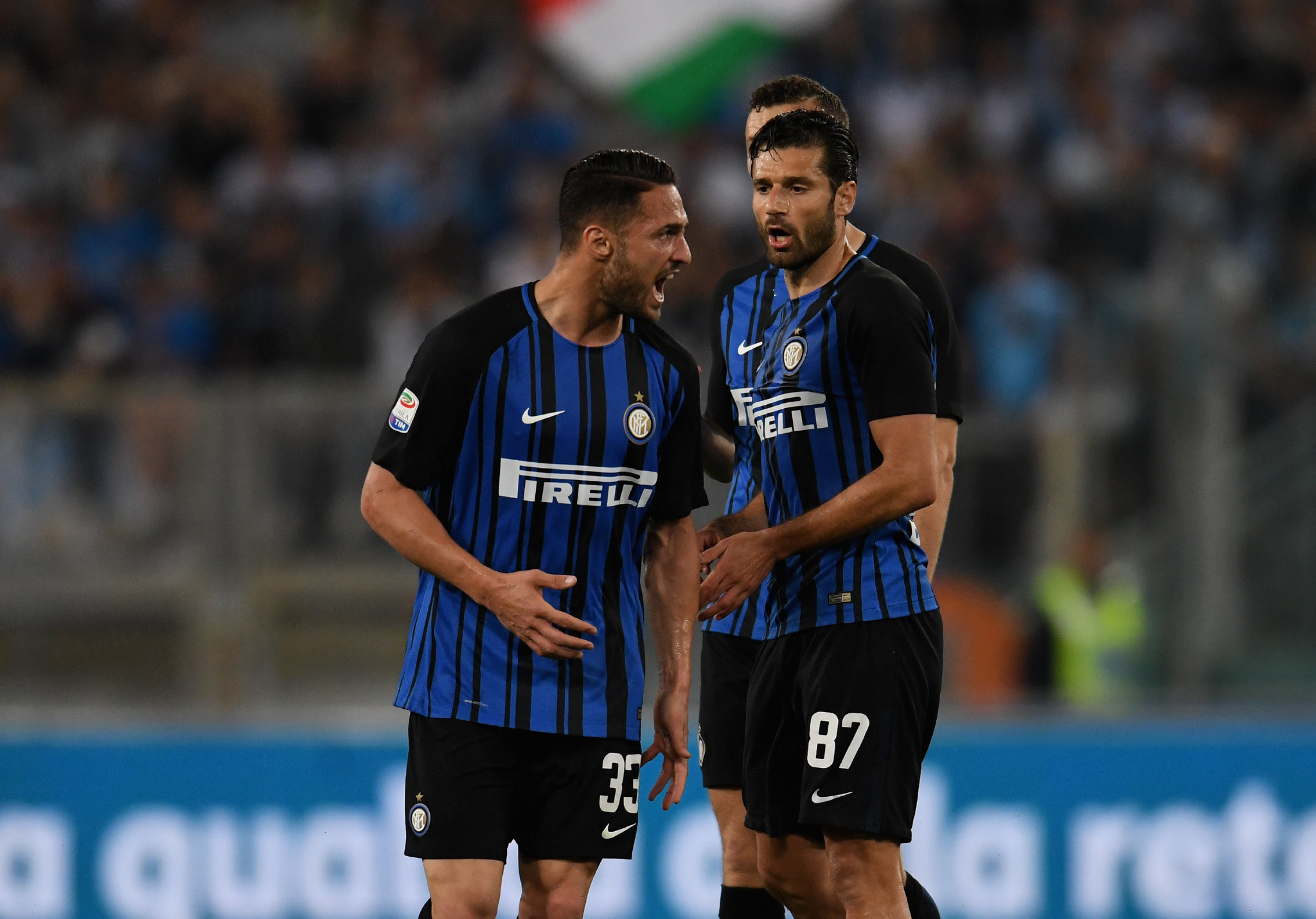 德转在役巴萨青训巅峰身价阵容：奥纳纳、伊卡尔迪与梅西在列（德转评现役巴萨青训身价巅峰阵：梅西、奥纳纳与伊卡尔迪入选）