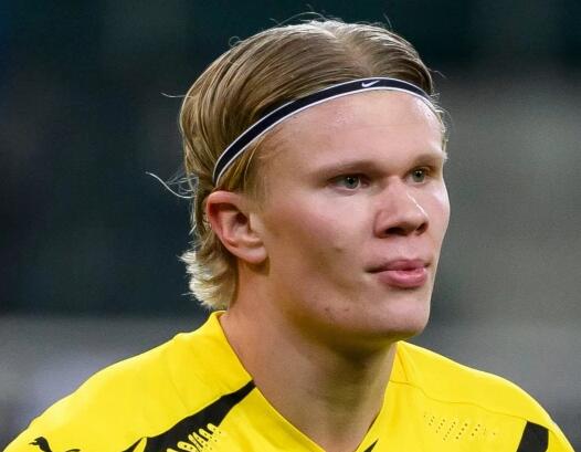 西甲：皇马客场2-2战平比利亚雷亚尔（西甲联赛：皇马客场与比利亚雷亚尔2-2握手言和）